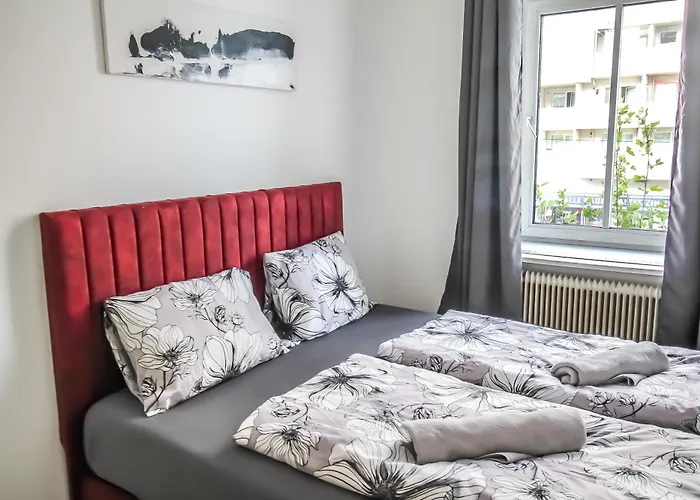 Cozy In Floridsdorf Area Pr3 *